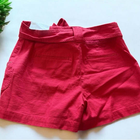 LOFT Women's Red Shorts - Picture 1 of 7